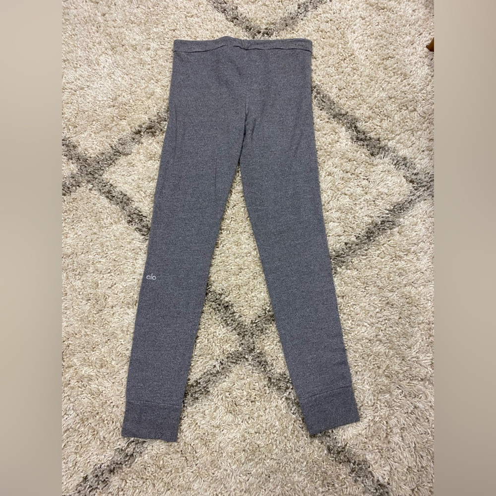 5044 - Alo Yoga twiggy sweatpant- grey - medium